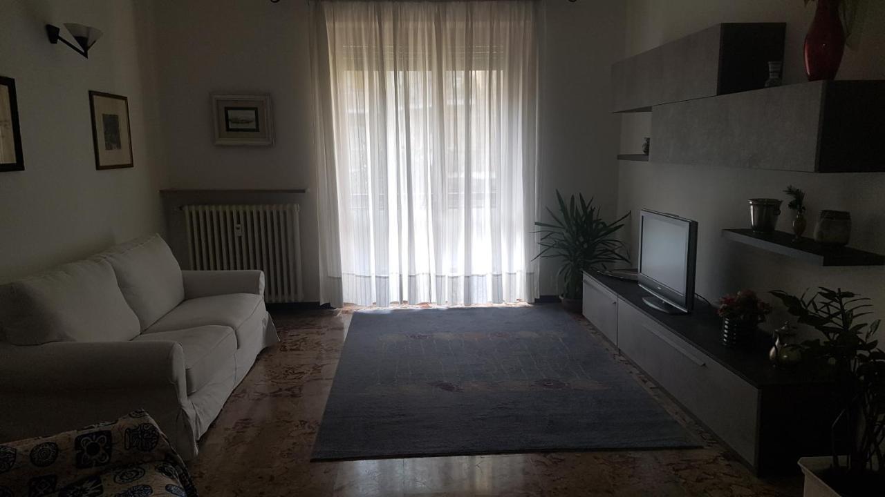 Casa Del Tennis Ivrea Ngoại thất bức ảnh